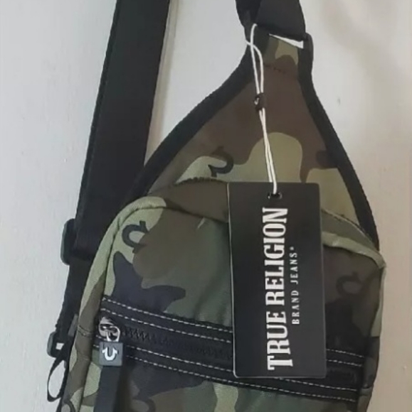 TRUE RELIGION | CROSSBODY SLING BAG | GREEN CAMO | UNISEX | NWT - Picture 3 of 7